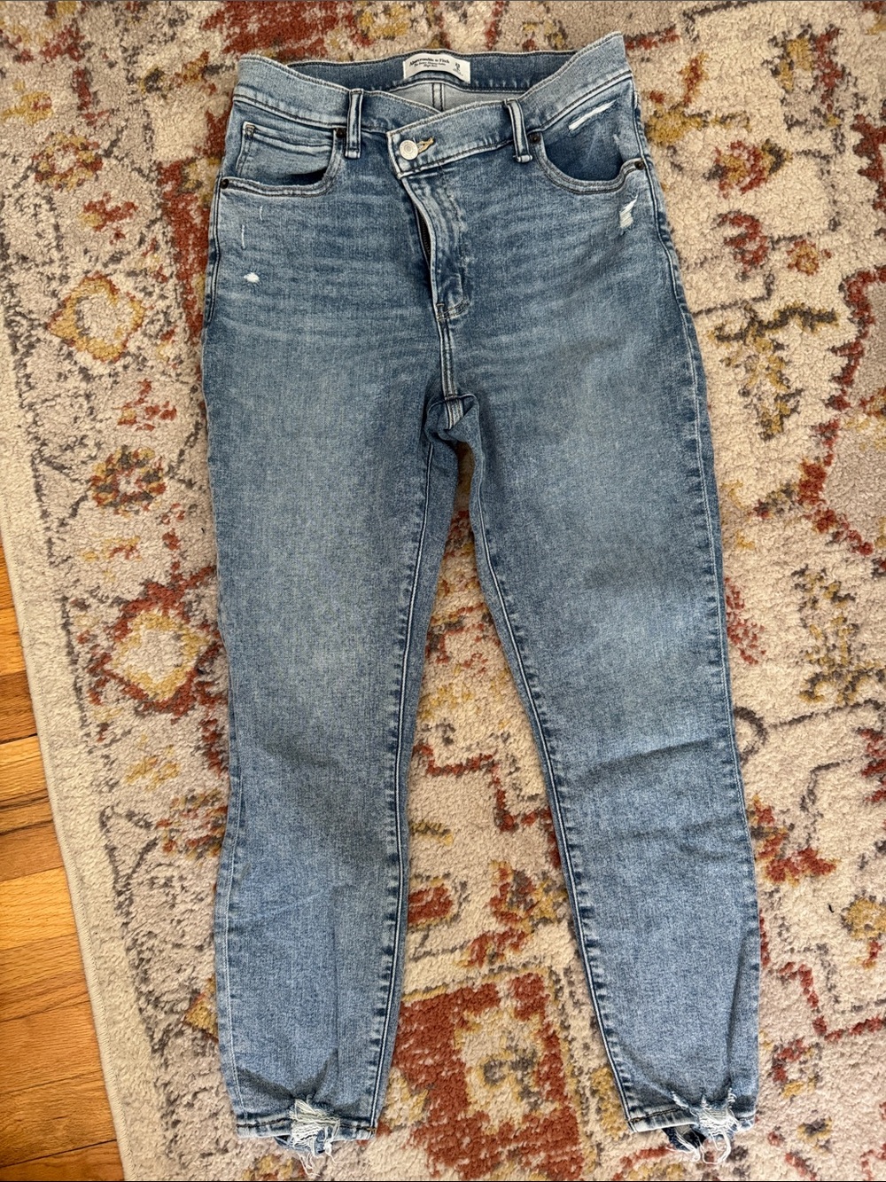 Abercrombie & Fitch super skinny ankle jeans